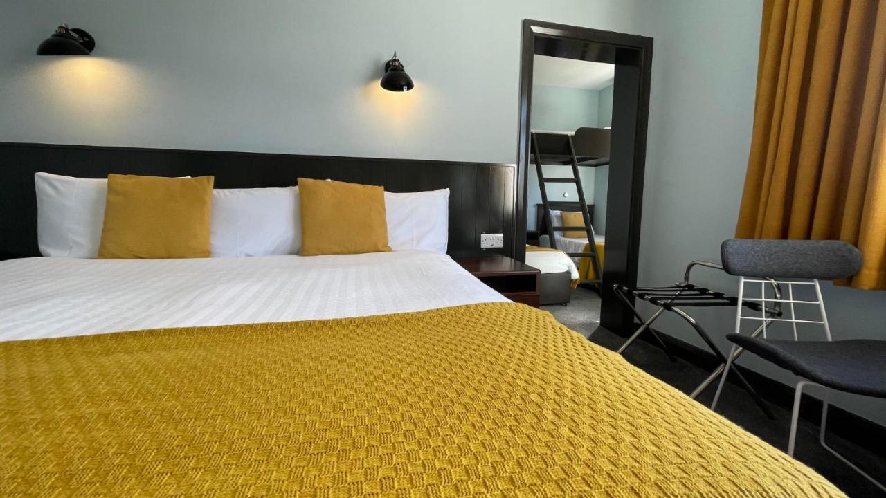 Marine Hotel Ballycastle Ngoại thất bức ảnh