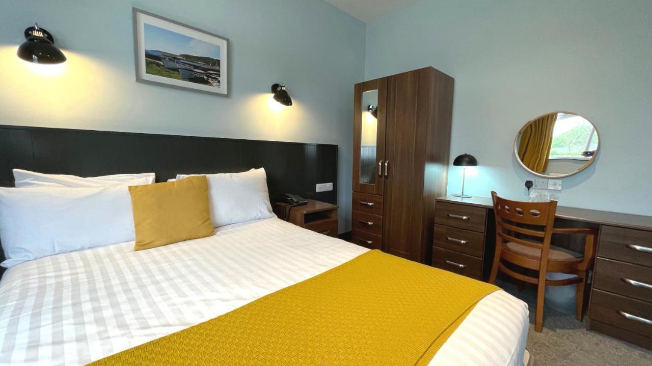 Marine Hotel Ballycastle Ngoại thất bức ảnh