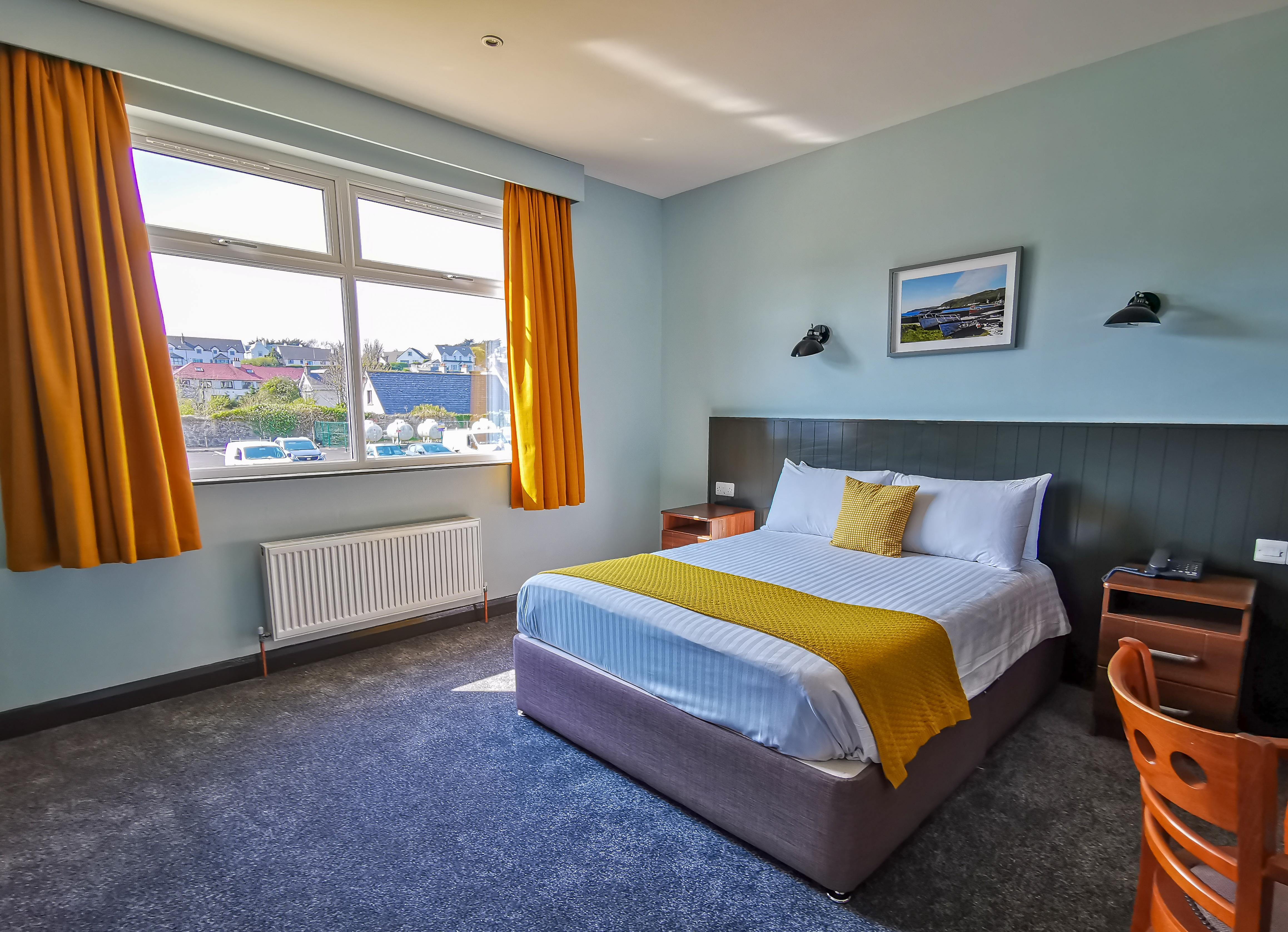 Marine Hotel Ballycastle Ngoại thất bức ảnh