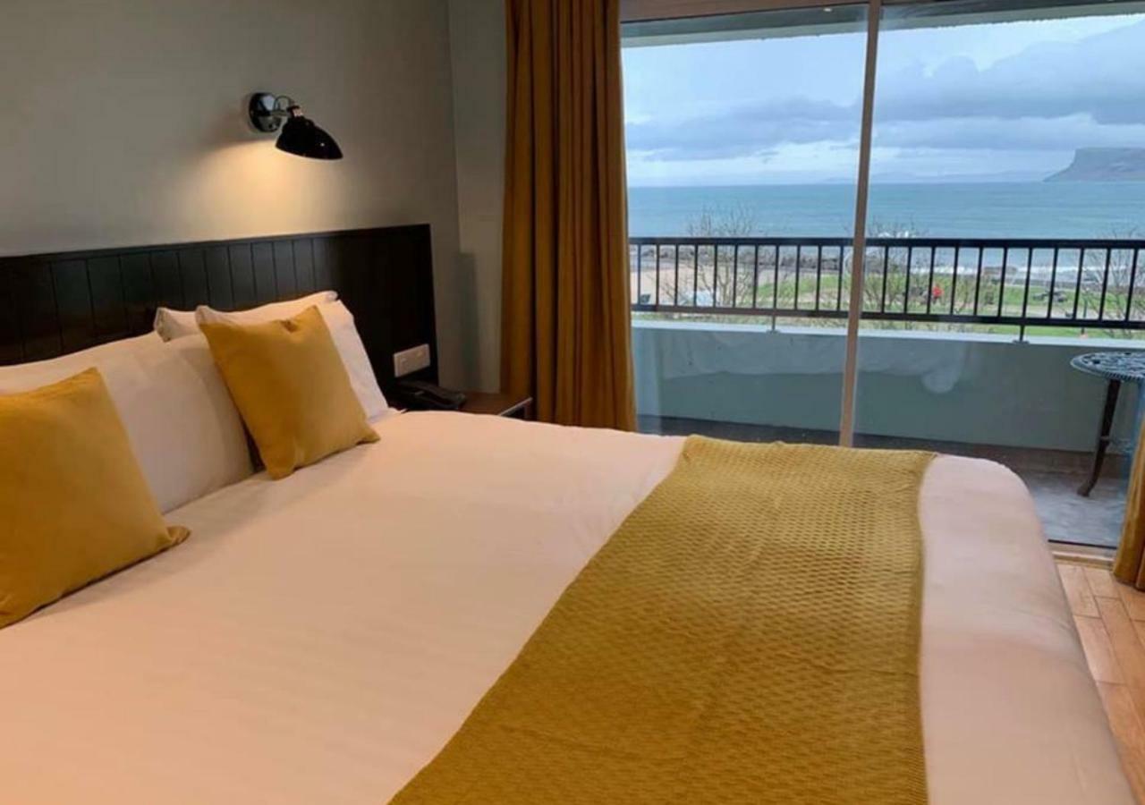 Marine Hotel Ballycastle Ngoại thất bức ảnh